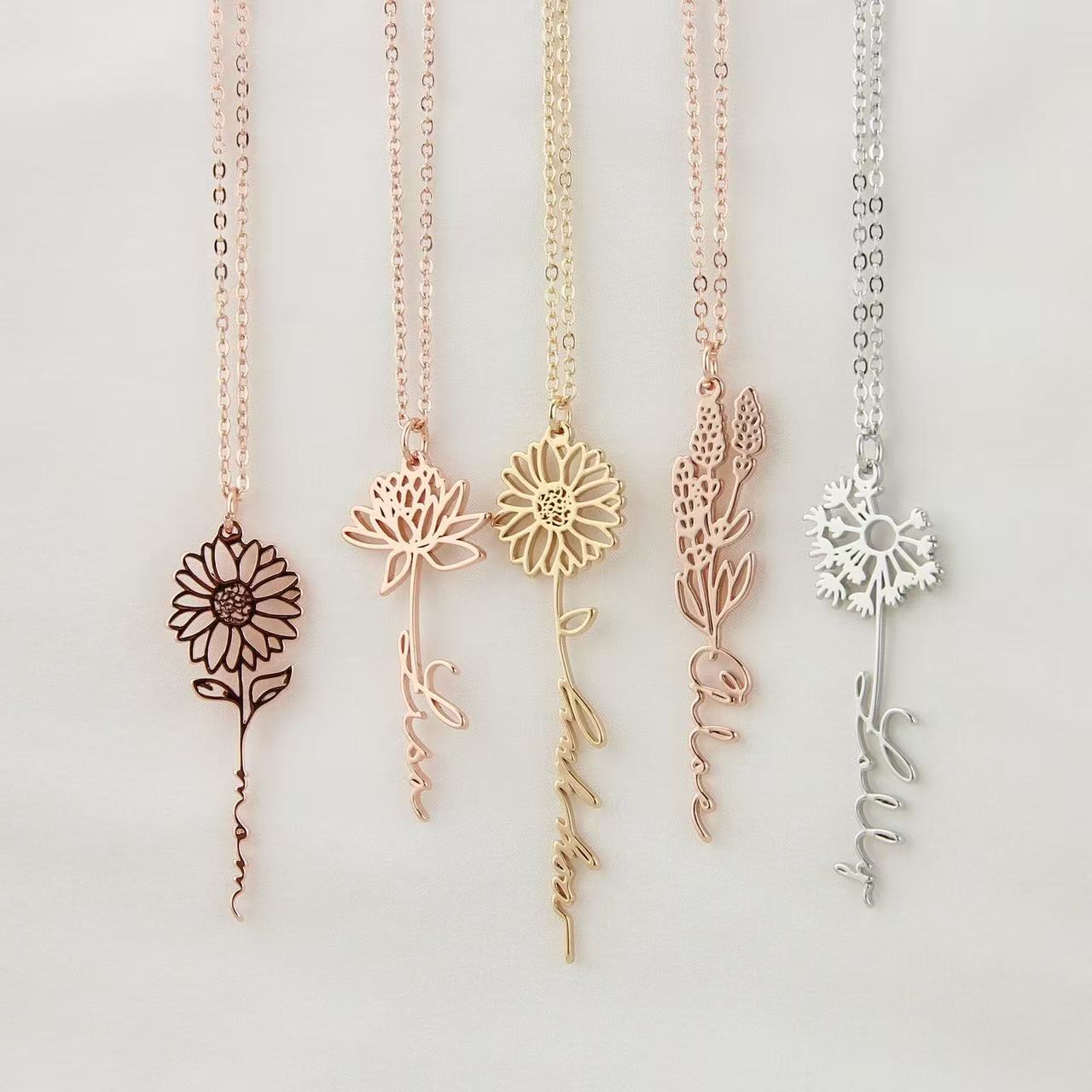Custom Name Necklace with Birth Flower – Meaningful Personalized Jewelry